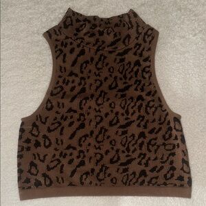 Vintage Leopard Print Sleeveless half turtleneck top size s/m